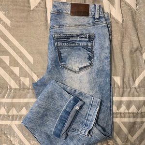 Distressed jeans Maurices